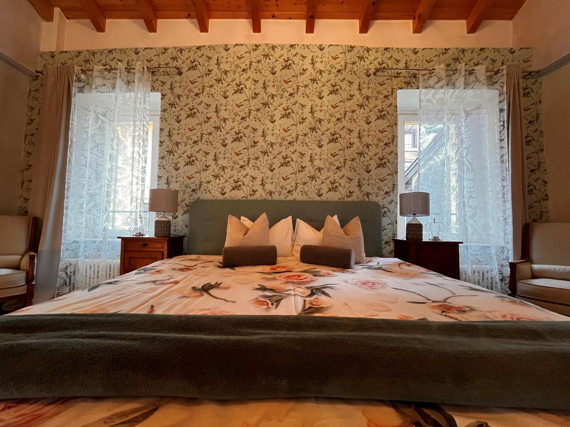 Romantico Palazzo Dei Ulivi Purasca Extérieur photo