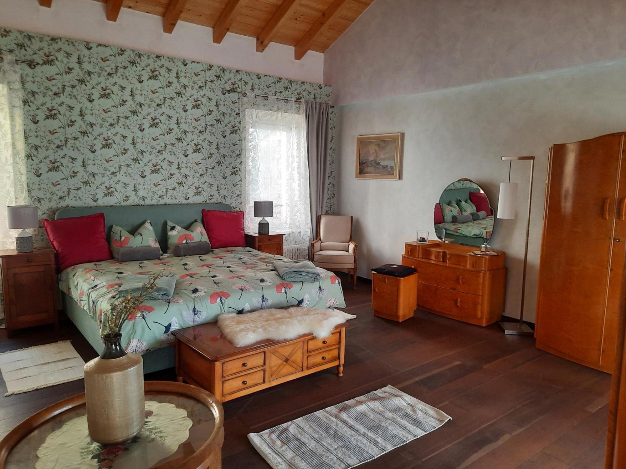 Romantico Palazzo Dei Ulivi Purasca Extérieur photo